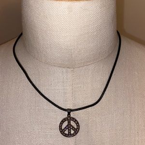 Peace Sign Necklace— Never Worn